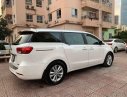 Kia Sedona 2016 - Cần bán xe Kia Sedona đời 2016, màu trắng, 783 triệu