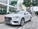 Hyundai Accent 1.4ATH 2018 - Bán xe Hyundai Accent 1.4ATH sản xuất 2018, màu bạc, nhập khẩu, giá 545tr