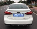 Kia Cerato 1.6 MT 2016 - Bán Kia Cerato 1.6 MT đời 2016, màu trắng xe gia đình, giá chỉ 455 triệu