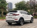 Hyundai Tucson 2017 - Bán ô tô Hyundai Tucson đời 2017, màu trắng, giá tốt