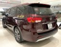 Kia Sedona 2017 - Bán Kia Sedona sản xuất năm 2017, màu đỏ