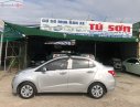 Hyundai Grand i10 2016 - Cần bán gấp Hyundai Grand i10 đời 2016, màu bạc, nhập khẩu nguyên chiếc, giá tốt