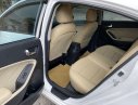 Kia Cerato 2016 - Bán ô tô Kia Cerato năm sản xuất 2016, màu trắng số sàn