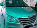Toyota Innova 2016 - Bán xe Toyota Innova năm 2016, màu bạc số sàn, giá tốt