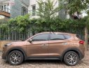 Hyundai Tucson 2016 - Cần bán xe Hyundai Tucson sản xuất 2016, màu nâu, nhập khẩu nguyên chiếc