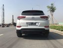 Hyundai Tucson   2.0   2015 - Cần bán Hyundai Tucson 2.0 sản xuất năm 2015, màu trắng, giá chỉ 780 triệu