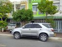 Toyota Fortuner 2011 - Cần bán gấp Toyota Fortuner đời 2011, màu bạc