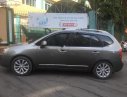 Kia Carens 2011 - Cần bán gấp Kia Carens năm sản xuất 2011, màu xám còn mới