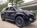 Toyota Fortuner 2016 - Bán ô tô Toyota Fortuner sản xuất 2016, màu đen số sàn, 795tr