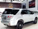 Toyota Fortuner 2015 - Cần bán xe Toyota Fortuner năm sản xuất 2015, màu bạc, giá 789tr