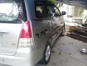 Toyota Innova 2010 - Bán ô tô Toyota Innova năm sản xuất 2010, màu bạc xe gia đình