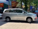 Toyota Innova 2014 - Cần bán gấp Toyota Innova 2.0E năm 2014, màu bạc