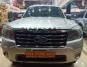 Ford Everest 2011 - Cần bán Ford Everest 2.5L 4x2 MT năm 2011, màu bạc xe gia đình