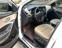Hyundai Santa Fe 2.2L 4WD 2016 - Cần bán lại xe Hyundai Santa Fe 2.2L 4WD năm 2016, màu trắng
