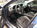 Mazda 3 2017 - Cần bán gấp Mazda 3 sản xuất năm 2017, màu xanh lam