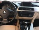 BMW 3 Series 320i 2013 - Cần bán gấp BMW 3 Series 320i sản xuất năm 2013, màu đỏ, nhập khẩu nguyên chiếc xe gia đình, giá 695tr