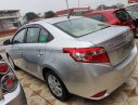 Toyota Vios E  2016 - Cần bán gấp Toyota Vios E năm 2016, màu bạc số sàn