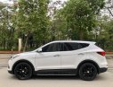 Hyundai Santa Fe 2.2L 4WD 2016 - Cần bán lại xe Hyundai Santa Fe 2.2L 4WD năm 2016, màu trắng