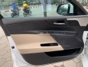 Jaguar XE   2.0T  2016 - Cần bán gấp Jaguar XE 2.0T đời 2016, màu trắng, xe nhập