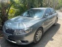 Toyota Camry 2010 - Cần bán Toyota Camry sản xuất năm 2010, màu bạc, giá chỉ 540 triệu