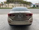 Mazda 3 2016 - Cần bán gấp Mazda 3 1.5 AT sản xuất năm 2016, màu vàng giá cạnh tranh