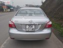 Toyota Vios 2010 - Bán Toyota Vios 1.5E MT đời 2010, màu bạc xe gia đình, giá tốt