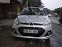 Hyundai Grand i10 2015 - Bán ô tô Hyundai Grand i10 2015, màu bạc, nhập khẩu nguyên chiếc, giá chỉ 295 triệu