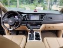 Kia Sedona 2018 - Cần bán lại xe Kia Sedona 2.2 AT đời 2018 chính chủ