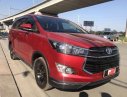 Toyota Innova  Venturer   2018 - Bán xe Toyota Innova Venturer đời 2018, màu đỏ, giá 830tr