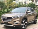 Hyundai Tucson   2018 - Bán Hyundai Tucson 1.6Tubor năm 2018, màu nâu, giá chỉ 855 triệu