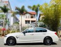 BMW 3 Series 320i 2015 - Cần bán lại xe BMW 3 Series 320i sản xuất năm 2015, màu trắng, xe nhập