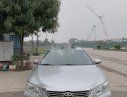 Toyota Camry 2.0E 2014 - Xe Toyota Camry 2.0E năm sản xuất 2014, màu bạc xe gia đình