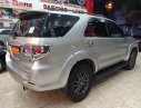 Toyota Fortuner 2015 - Bán Toyota Fortuner 2.5G năm 2015, màu bạc xe gia đình