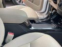 Kia Sorento 2019 - Cần bán lại xe Kia Sorento đời 2019, màu trắng, 838 triệu
