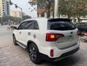 Kia Sorento 2019 - Cần bán lại xe Kia Sorento đời 2019, màu trắng, 838 triệu