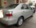Toyota Vios 2011 - Cần bán gấp Toyota Vios đời 2011, màu bạc, giá chỉ 325 triệu
