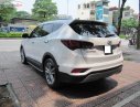 Hyundai Santa Fe 2.2L 4WD 2017 - Bán ô tô Hyundai Santa Fe 2.2L 4WD năm 2017, màu trắng xe gia đình