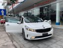 Kia Cerato 1.6AT 2018 - Cần bán lại xe Kia Cerato 1.6AT sản xuất 2018, màu trắng