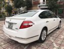 Nissan Teana 2010 - Cần bán gấp Nissan Teana năm 2010, màu trắng, giá chỉ 460 triệu