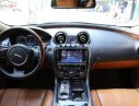 Jaguar XJ   2010 - Bán Jaguar XJ đời 2010, màu đen, nhập khẩu 