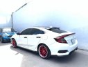 Honda Civic 2018 - Cần bán lại xe Honda Civic đời 2018, màu trắng, nhập khẩu, giá 780tr