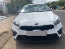 Kia Cerato 2019 - Bán Kia Cerato 1.6 MT sản xuất 2019, màu trắng, giá 555tr