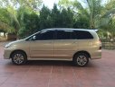 Toyota Innova 2.0E 2016 - Tôi cần bán chiếc xe ô tô Toyota INNOVA 2.0E màu ghi vàng SX 2016