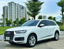 Audi Q7 2016 - Cần bán chiếc Audi Q7 bản 2.0 của 2016 đăng ký 2017 giá hợp lý
