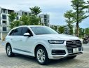 Audi Q7 2016 - Cần bán chiếc Audi Q7 bản 2.0 của 2016 đăng ký 2017 giá hợp lý