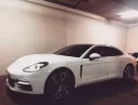 Hãng khác Khác 2017 - Chính chủ bán xe Porsche panamera sx 2017 Lăn bánh 2018 