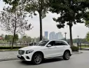 Mercedes-Benz GLC 300 300 2017 - Bán xe Mercedes Benz GLC 300 2017 trắng nội thất nâu