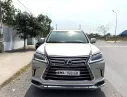 Lexus LX 570 2016 - Cần bán Lexus LX 570 2016, màu vàng, xe nhập khẩu 