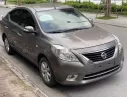 Nissan Sunny XV 2015 - Bán xe Nissan Sunny XV 2015, màu xám, giá chỉ 250 triệu