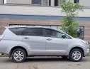 Hãng khác Khác 2017 - Cần bán Toyota Innova 2.0E – Sản xuất 2017, đăng kiểm 2018